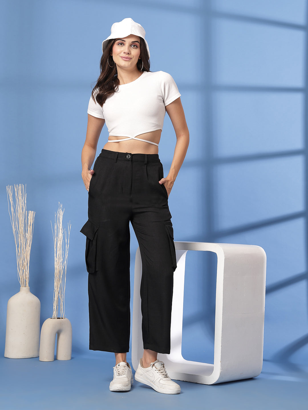 Women Mid-Rise Pleated Trousers