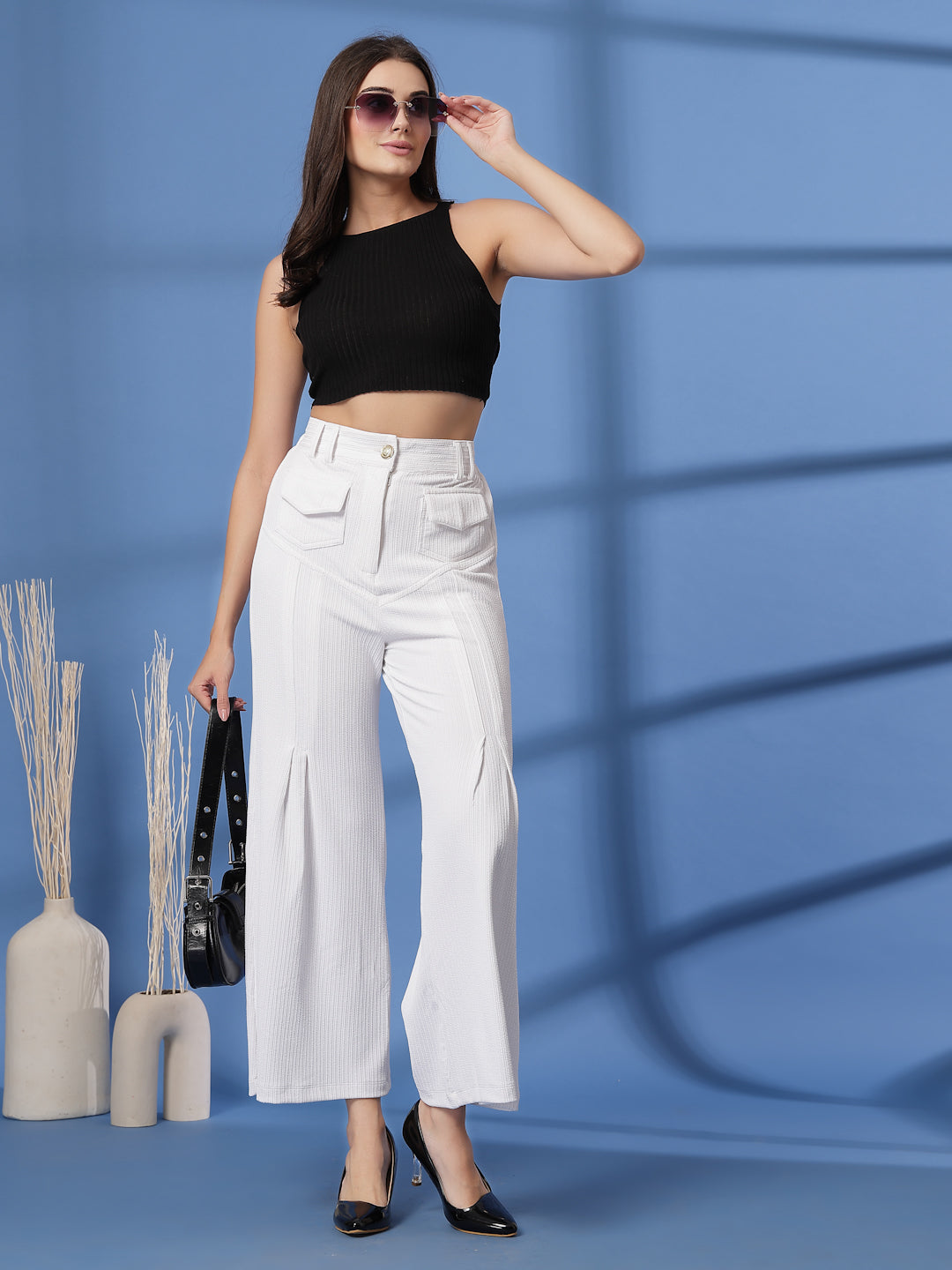 Women Mid-Rise Loose Fit Pleated Trousers