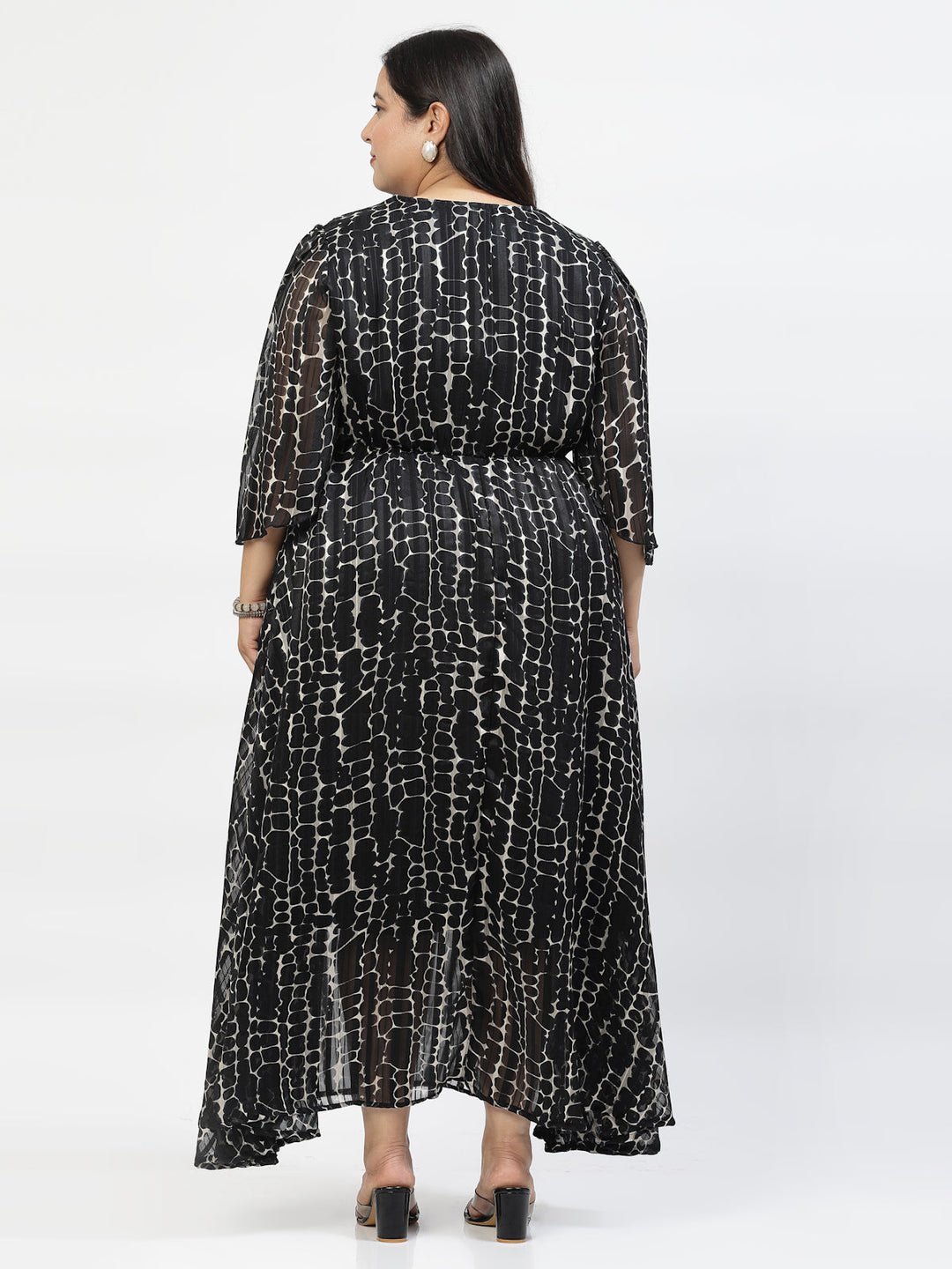 Plus Size Abstract Print Flared Sleeve Maxi Dress