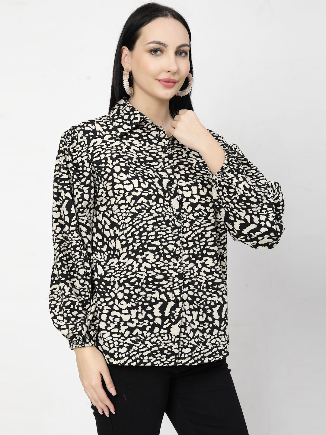 Black Spread Collar Animal Printed Casual Shirt