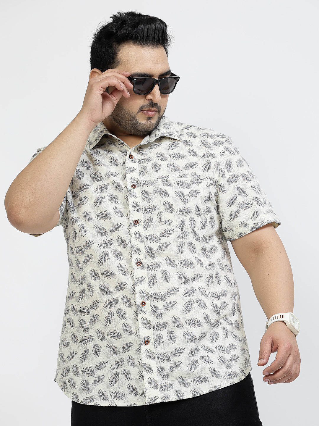 Plus Size Conversational Printed Cotton Casual Shirt