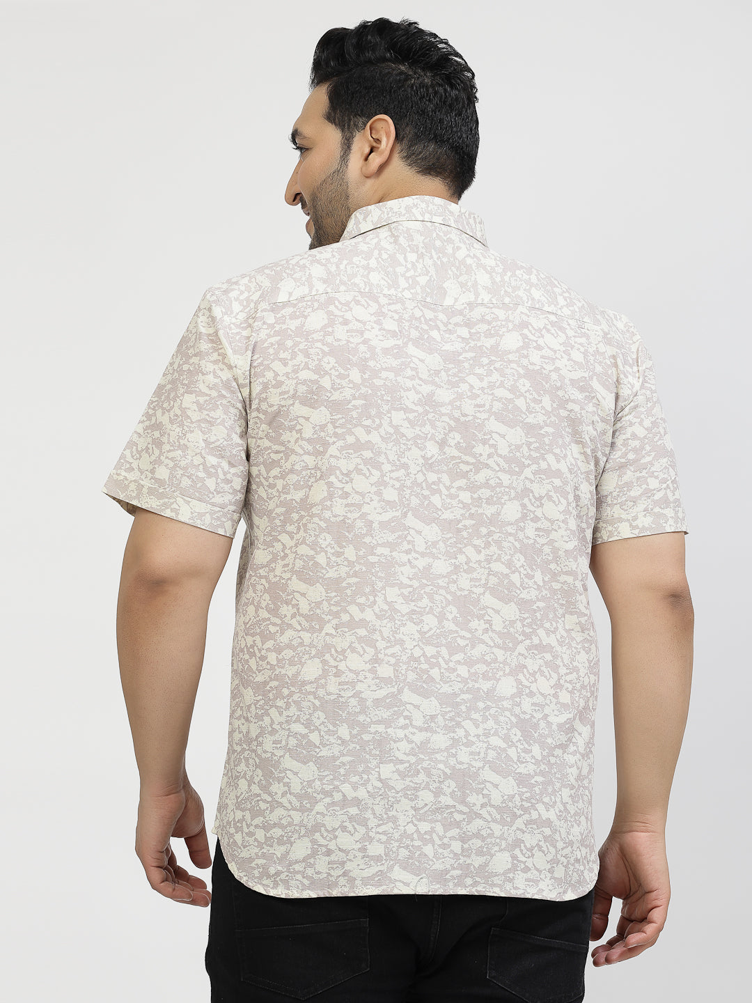 Men Floral Opaque Printed Casual Shirt