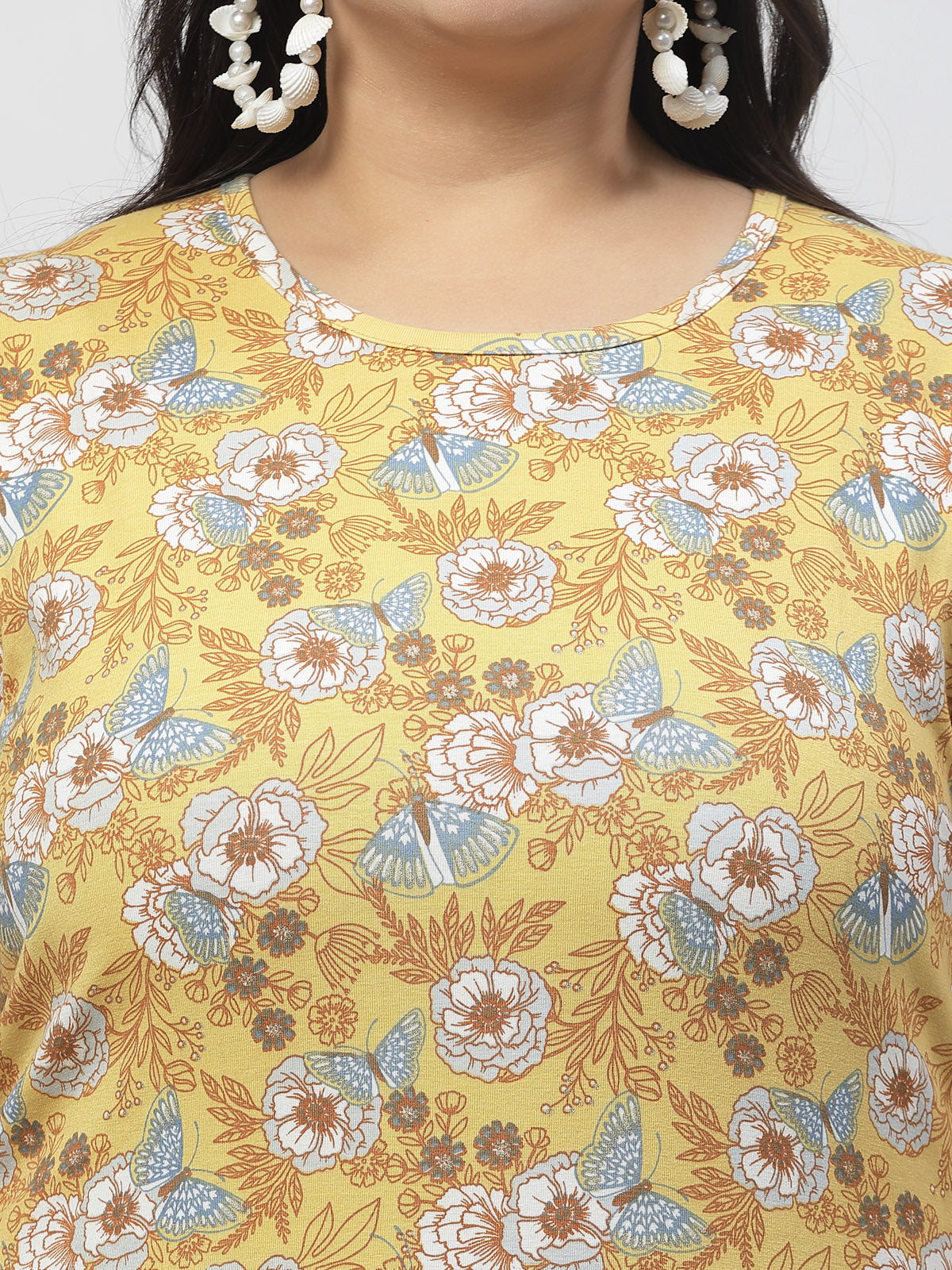 Women Floral Printed Raw Edge T-shirt