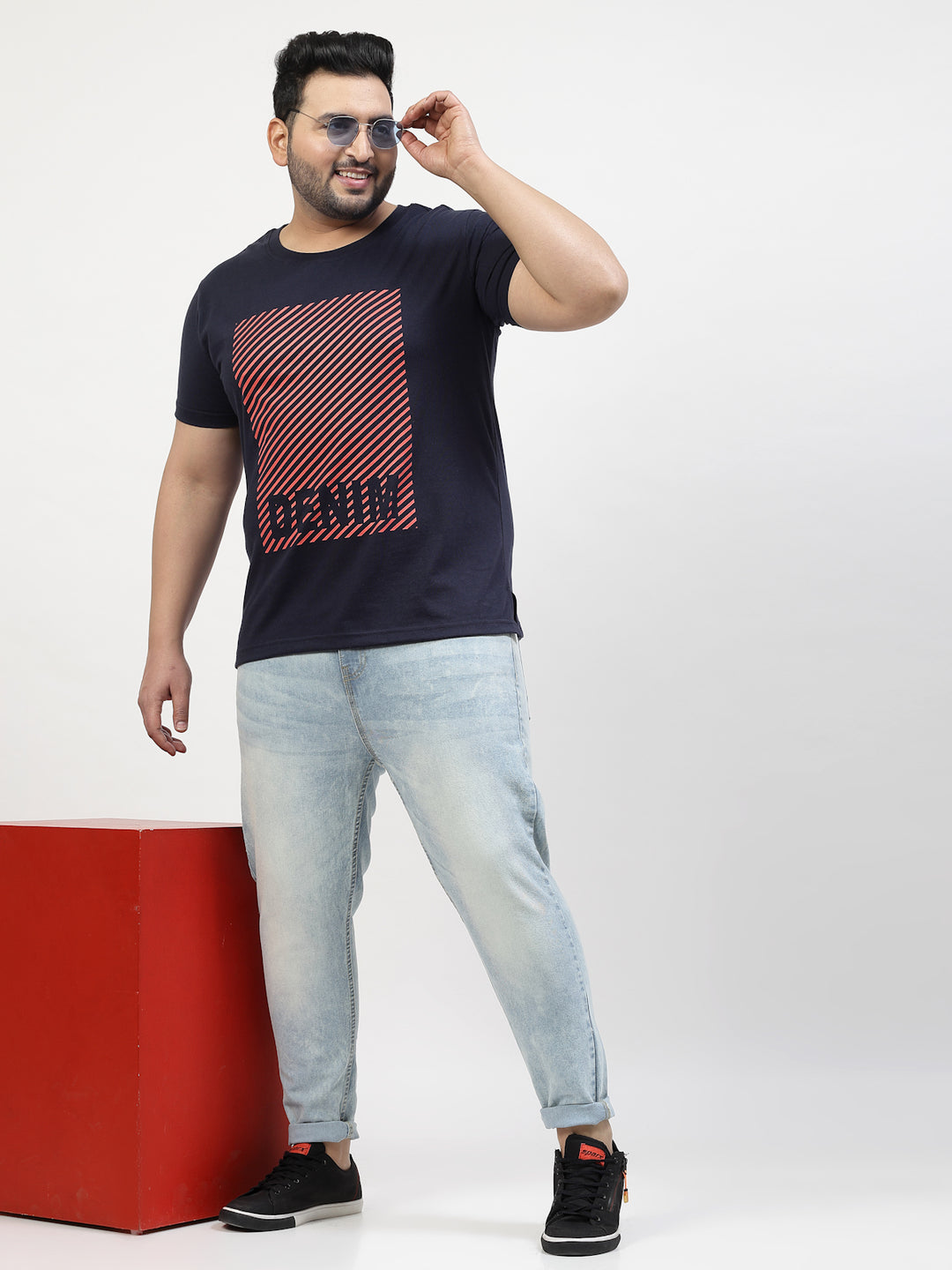 Men Navy Blue Printed Pure Cotton T-shirt