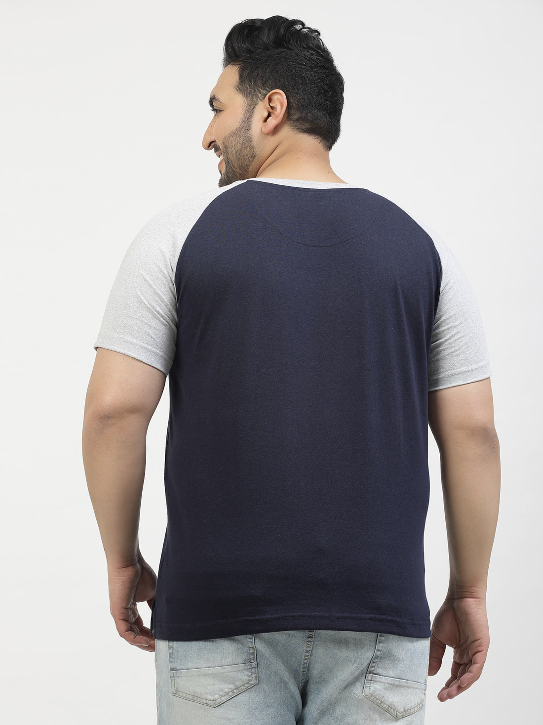 Men Grey Navy Round Neck Pure Cotton T-shirt