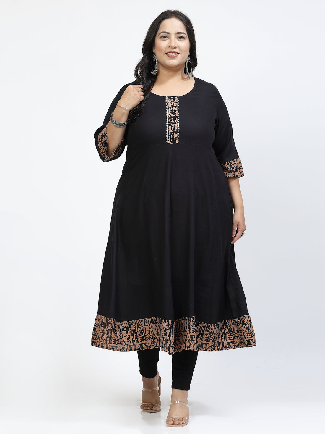 Women Thread Work Anarkali Kurta