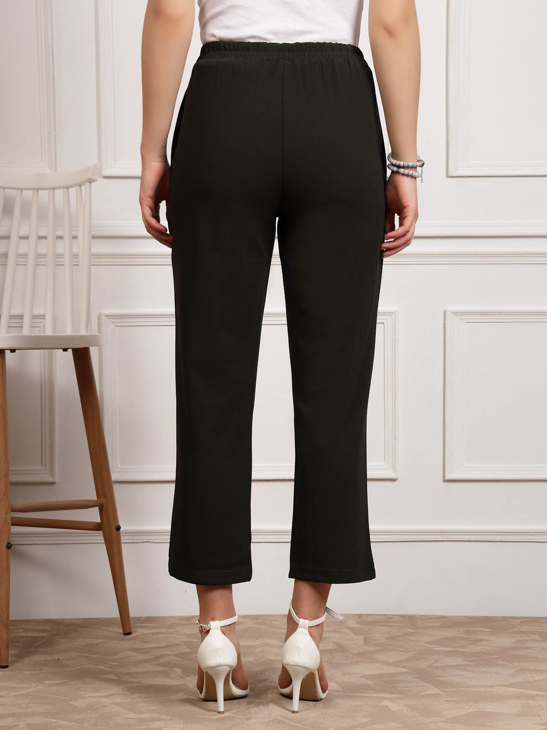 Women Pleated Mid Rise Trousers