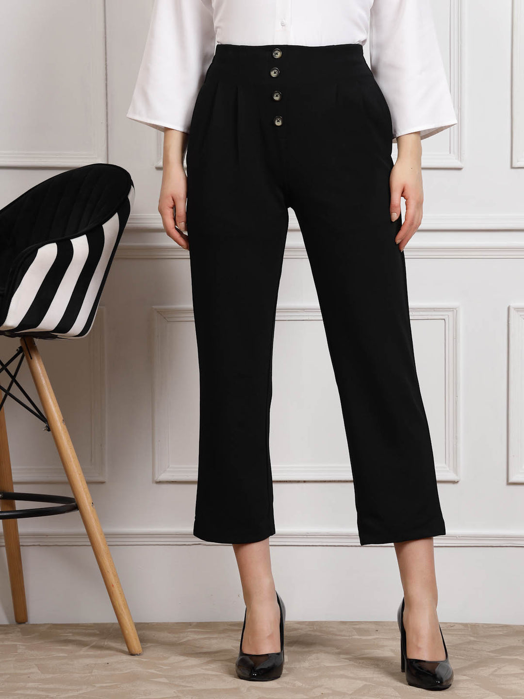 Black Women Mid Rise Pleated Trousers