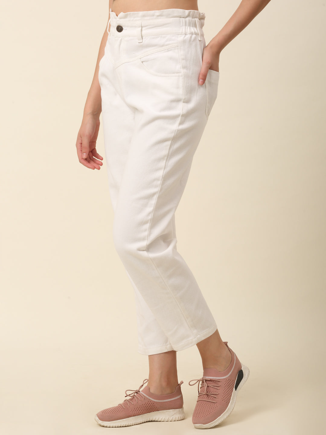 White stretchable hot sale jeans