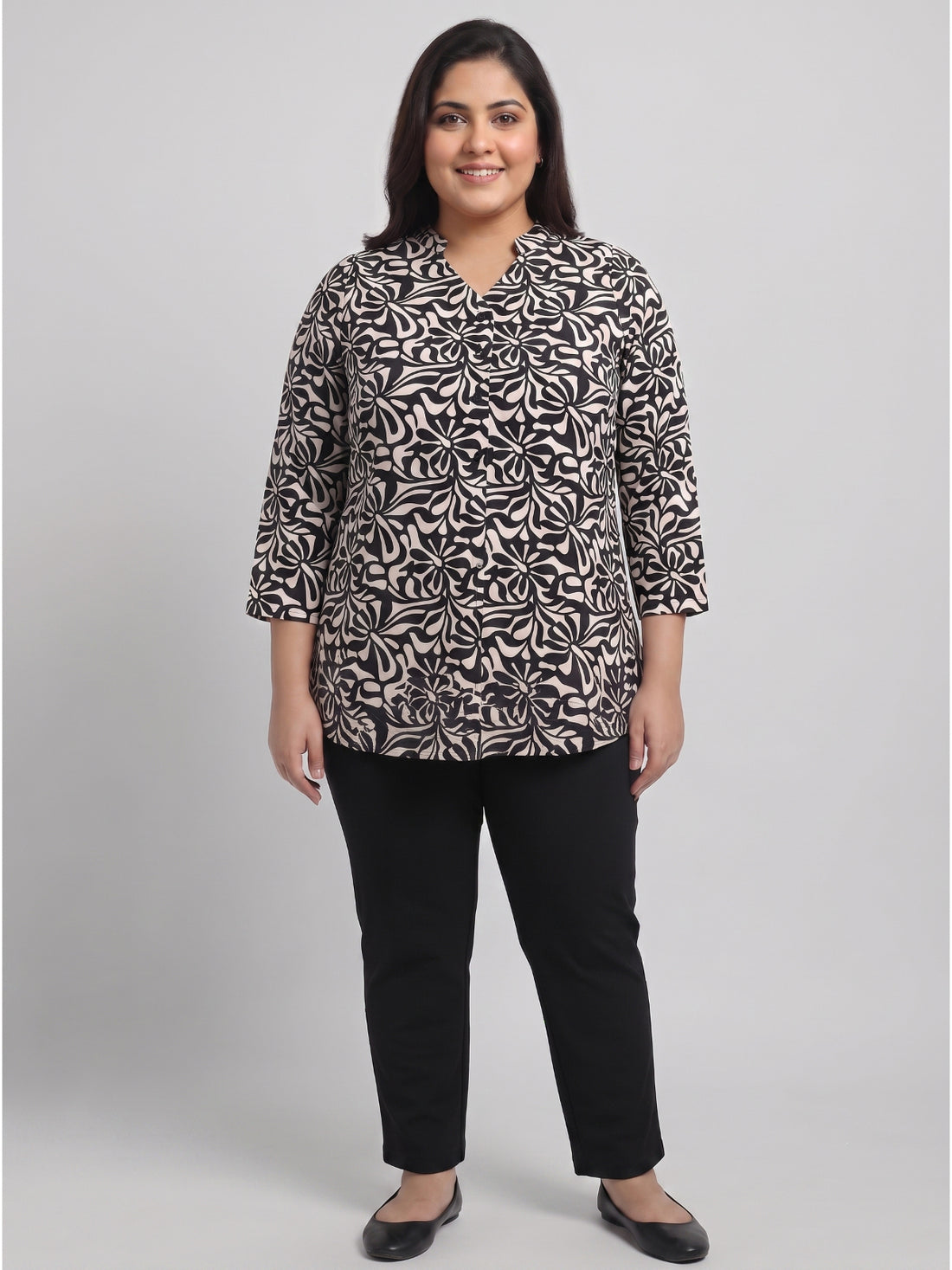 Plus Size Women's Printed V-Neck with 3/4th Sleeve Top Sizes 3XL to 8XL