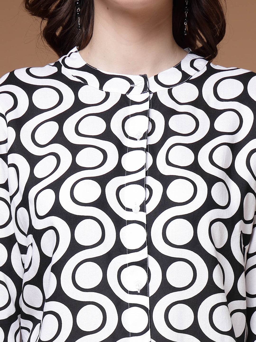 Geometric Printed Band Collar Top