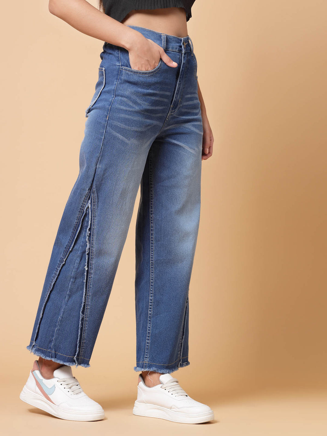 Women Blue Heavy Fade Cotton Denim Jeans