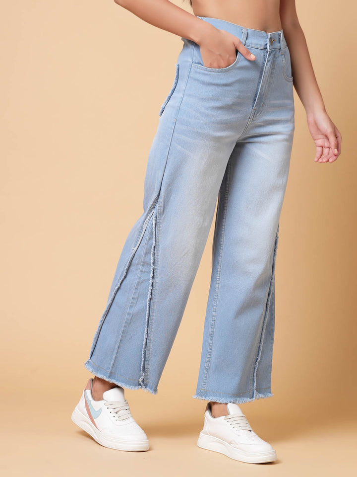 Women Blue Heavy Fade Mid-Rise Clean Look Cotton Jeans