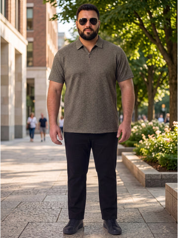 Plus Size Men's Textured Quarter-Zip Polo Collar TShirt