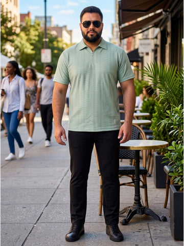 Plus Size Men's Textured Quarter-Zip Polo Collar TShirt