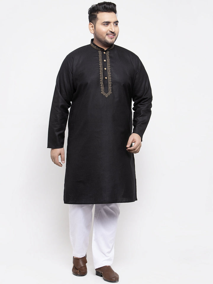 plusS Men Plus Size Black Solid  Pure Cotton Kurta With Pyjamas