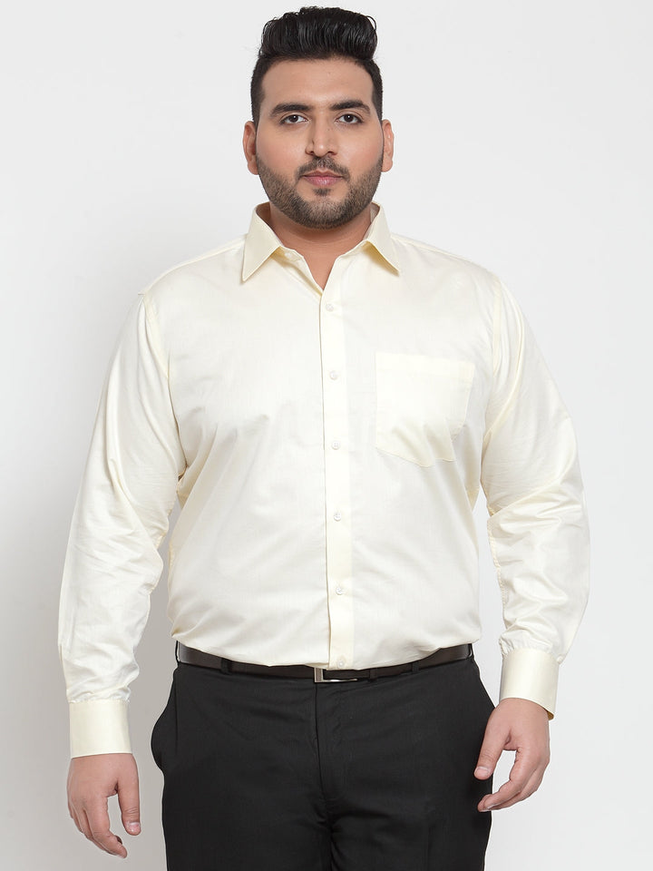 plusS Men Cream-Coloured Comfort Regular Fit Solid Formal Shirt