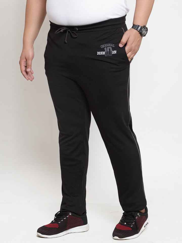 plusS Men Black Solid Straight-Fit Trackpant