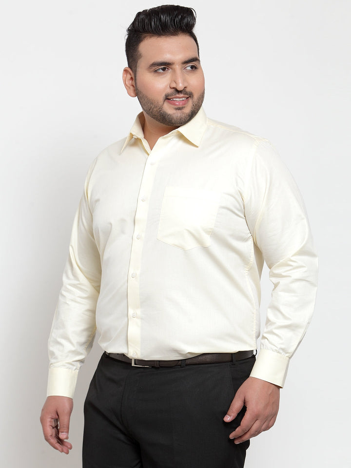 plusS Men Cream-Coloured Comfort Regular Fit Solid Formal Shirt