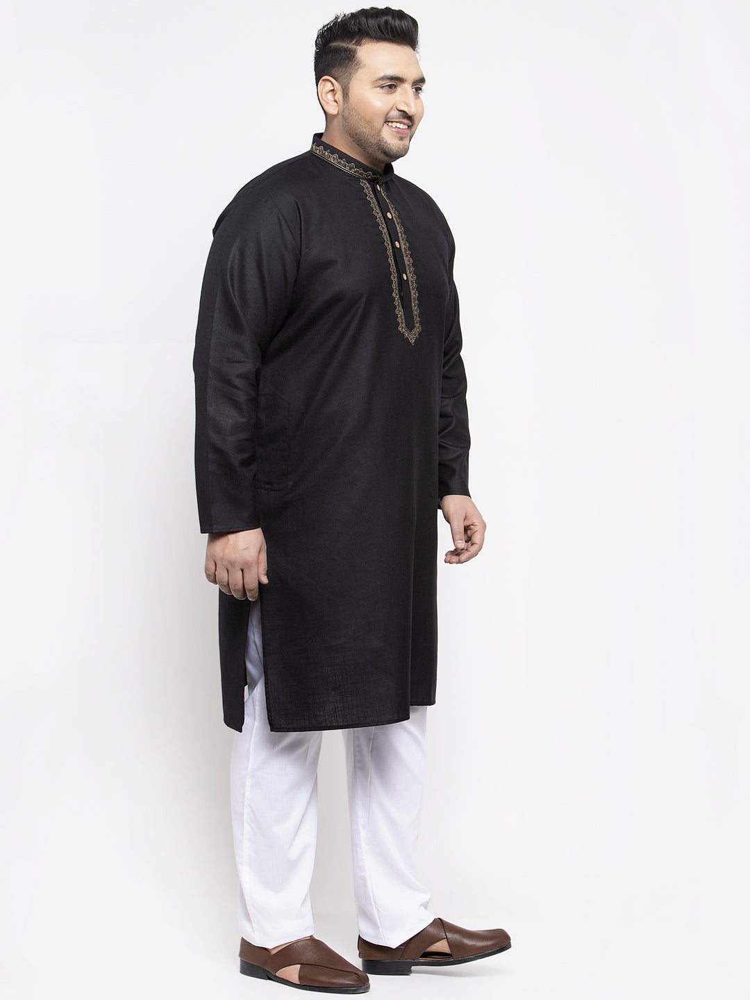 plusS Men Plus Size Black Solid  Pure Cotton Kurta With Pyjamas