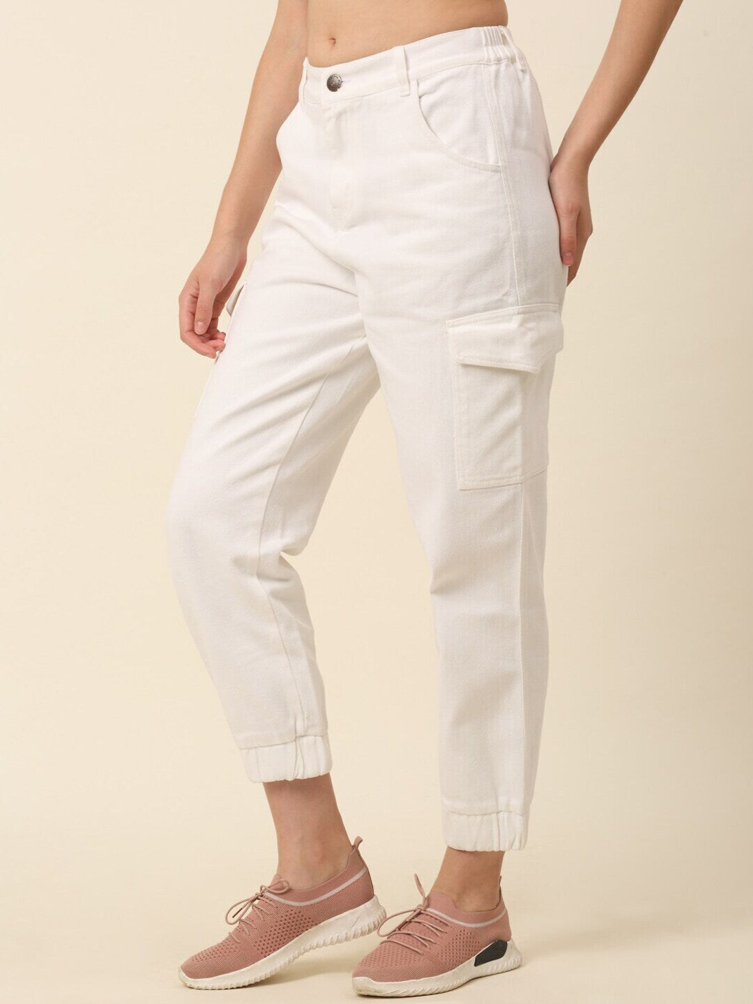 plusS Women White Low Distress Regular Fit Mid-Rise Stretchable Cotton Jeans
