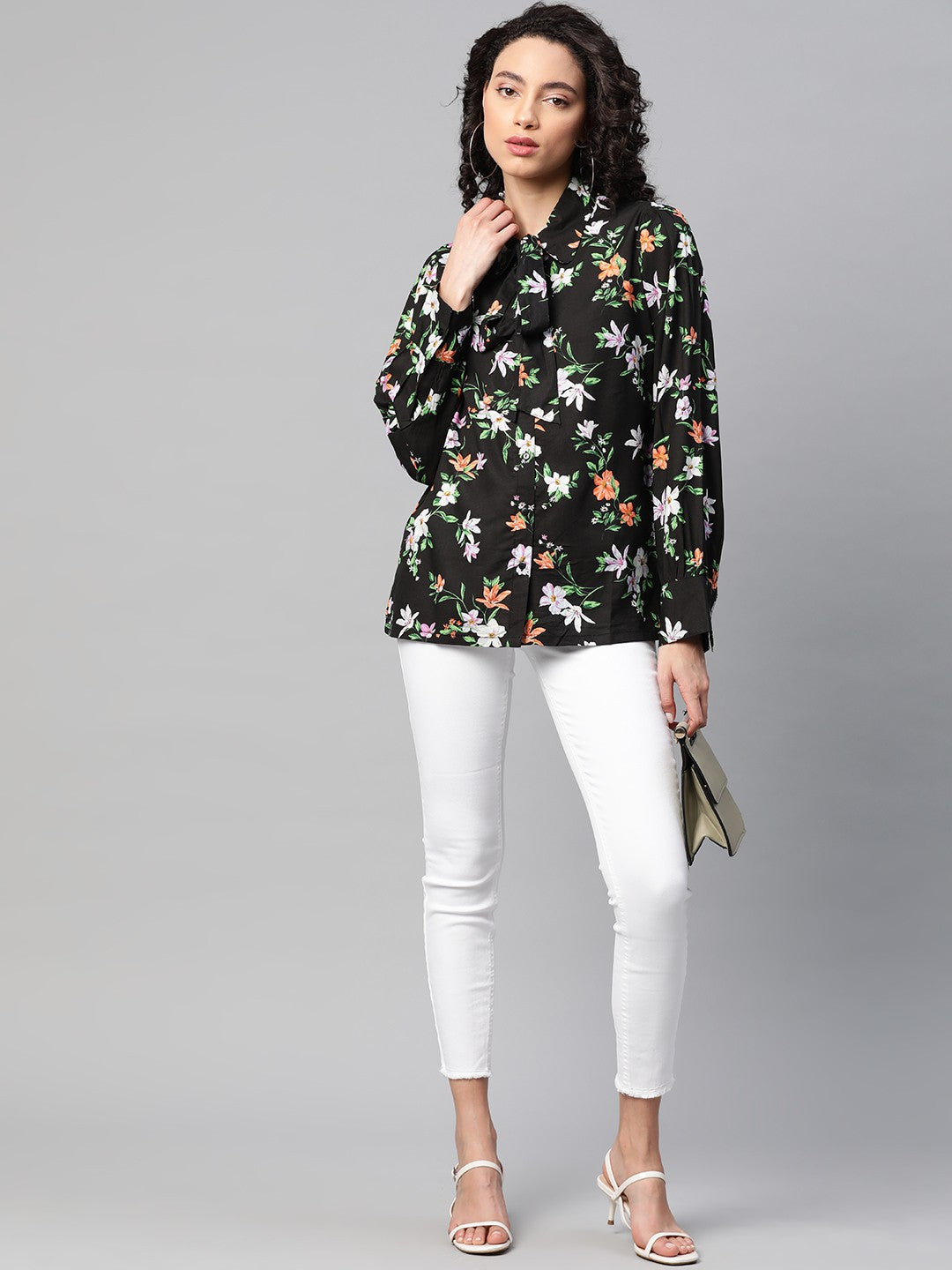 plusS Women Black  Off-White   Cotton Regular Fit Floral Printed Casual Shirt