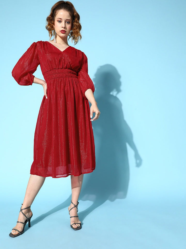 plusS Attractive Red Solid Pleated Form Dress