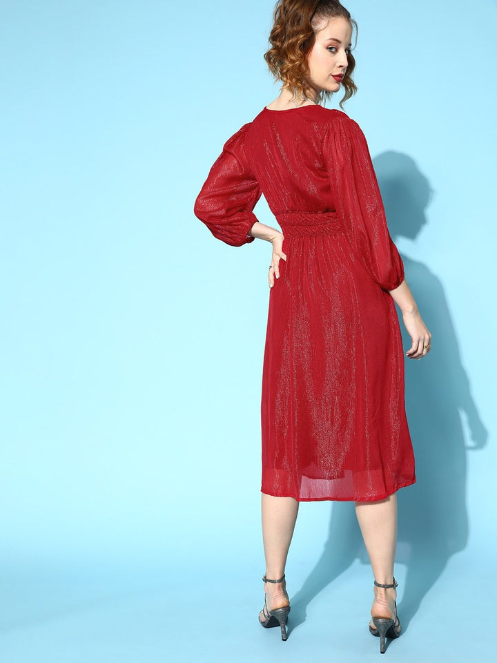 plusS Attractive Red Solid Pleated Form Dress