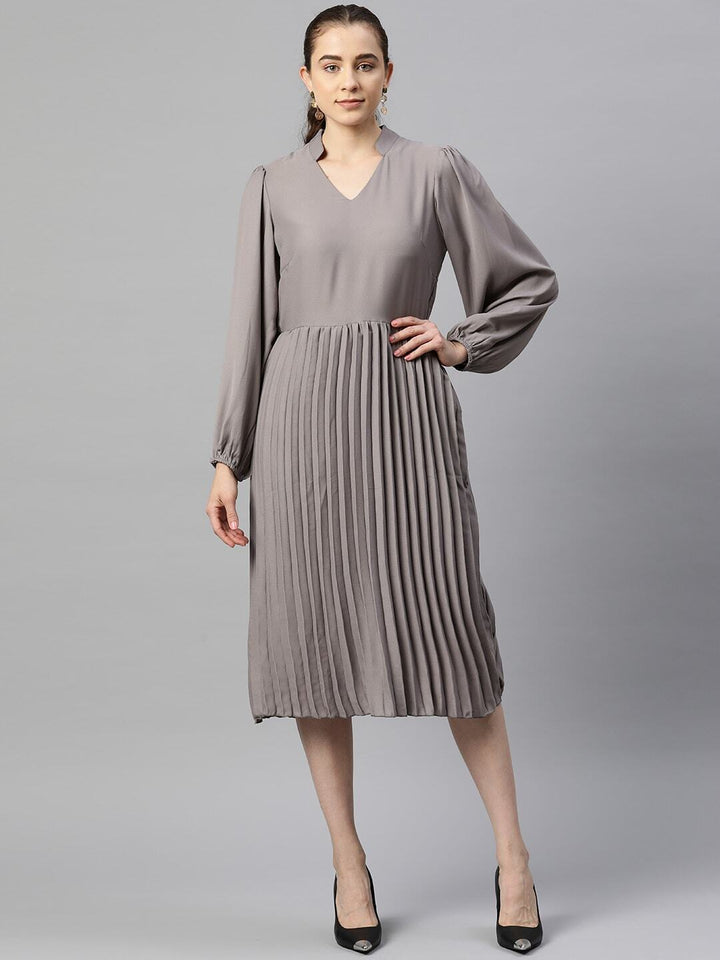 plusS Puff Sleeves Accordian Pleated A-Line Midi Dress