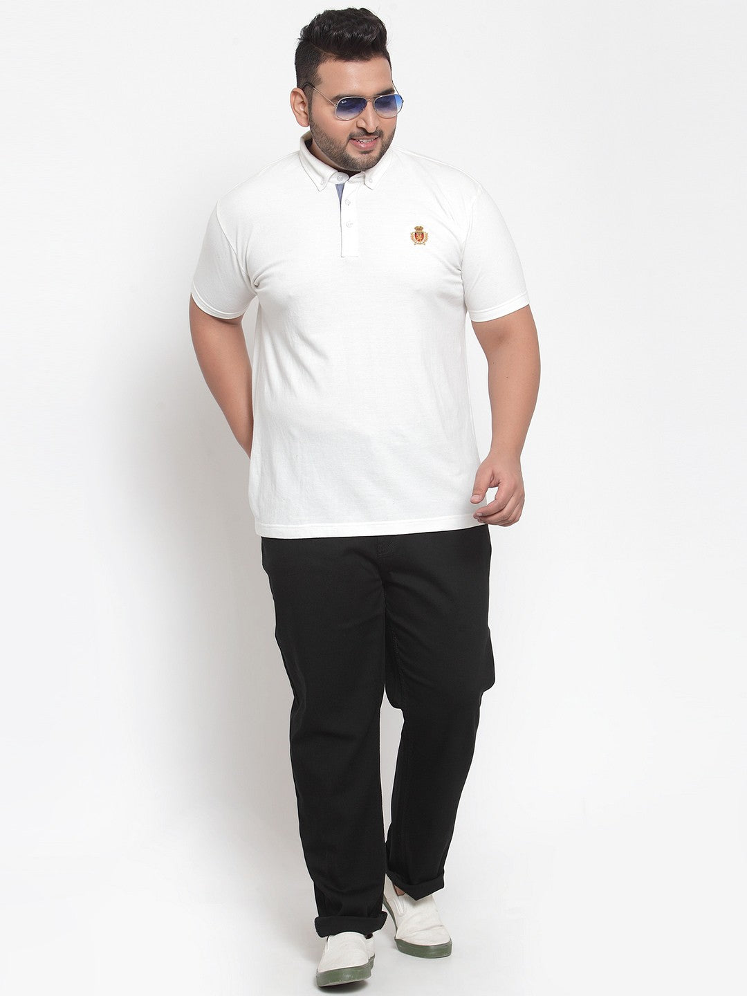 plusS Men White Solid Polo Collar Pure Cotton T-shirt