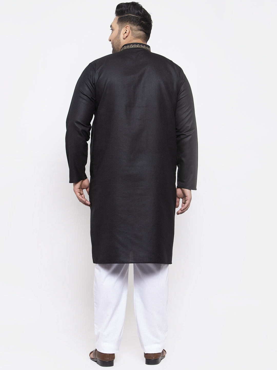 plusS Men Plus Size Black Solid  Pure Cotton Kurta With Pyjamas