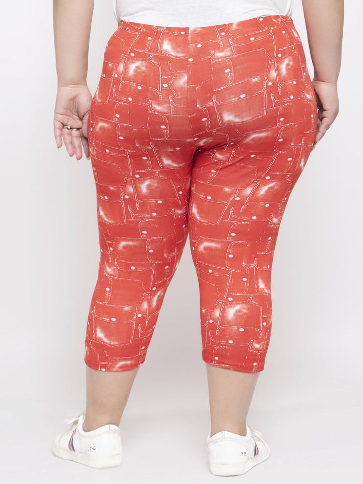 Women Orange & White Printed Tight Fit Capris