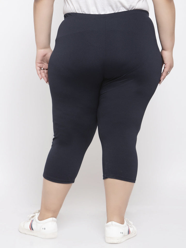 Women Black Capris