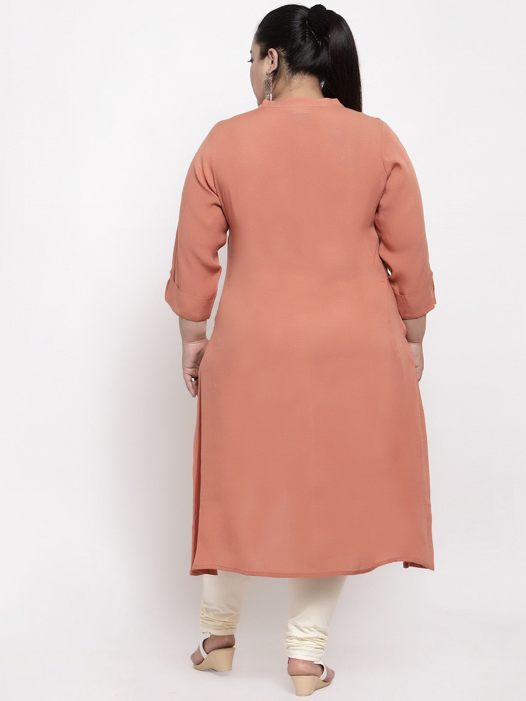 Peach-Coloured Embroidered Thread Work Kurta