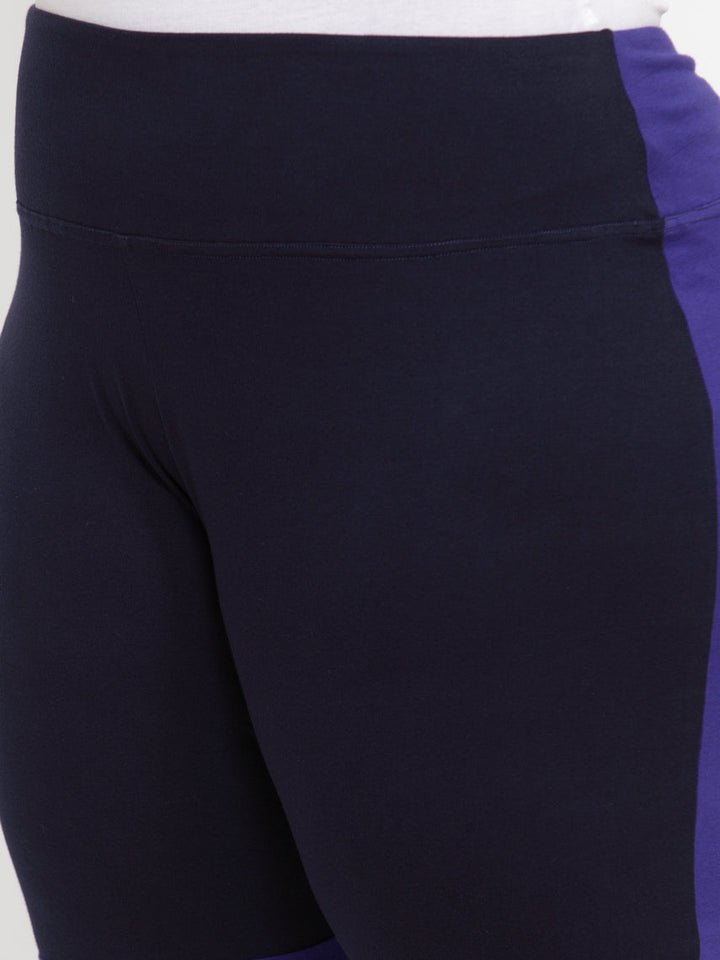 Women Blue Solid Regular Fit Capris