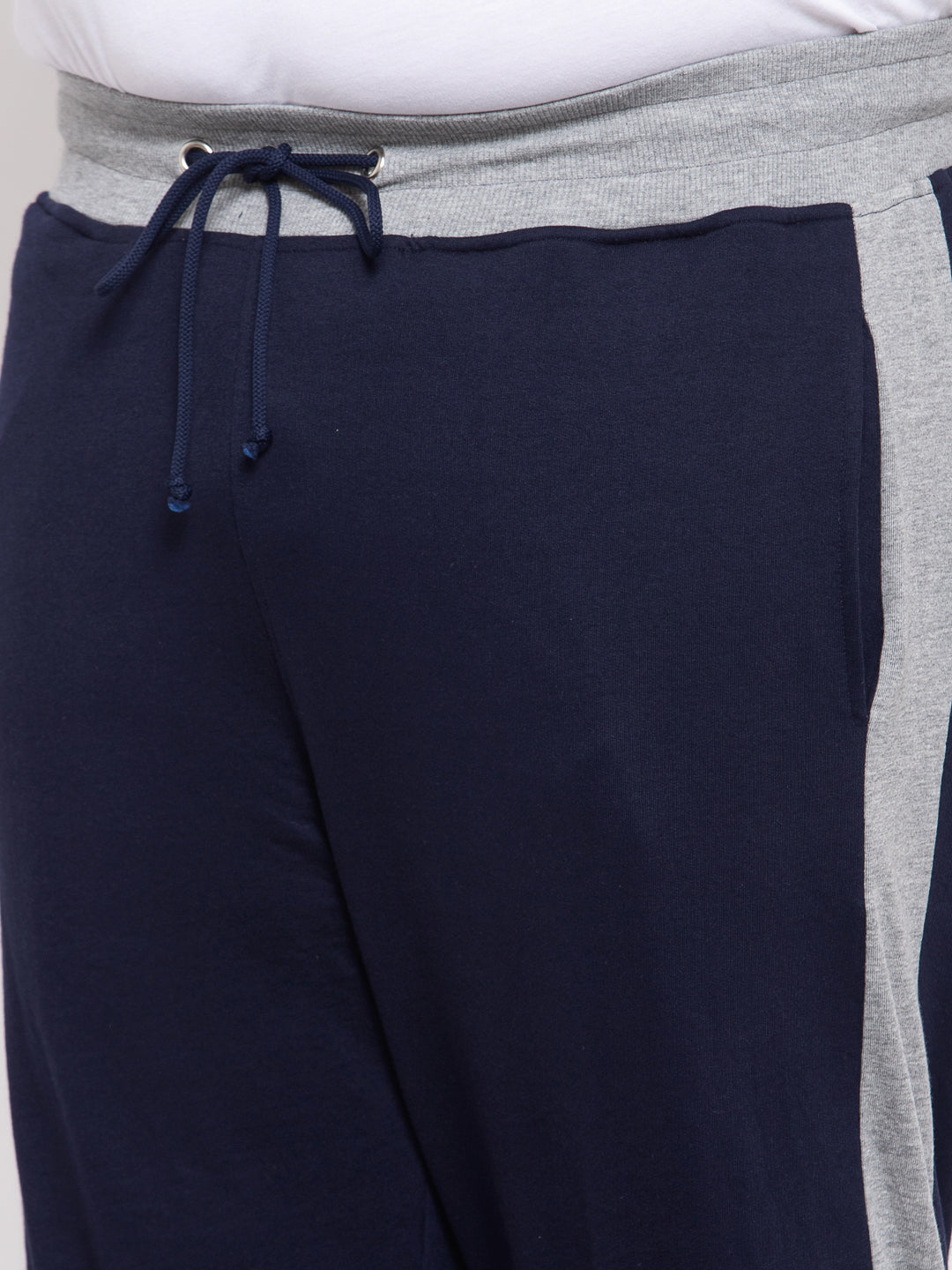Stay comfortable and stylish with Nike Dri-Fit Knee Length Pants