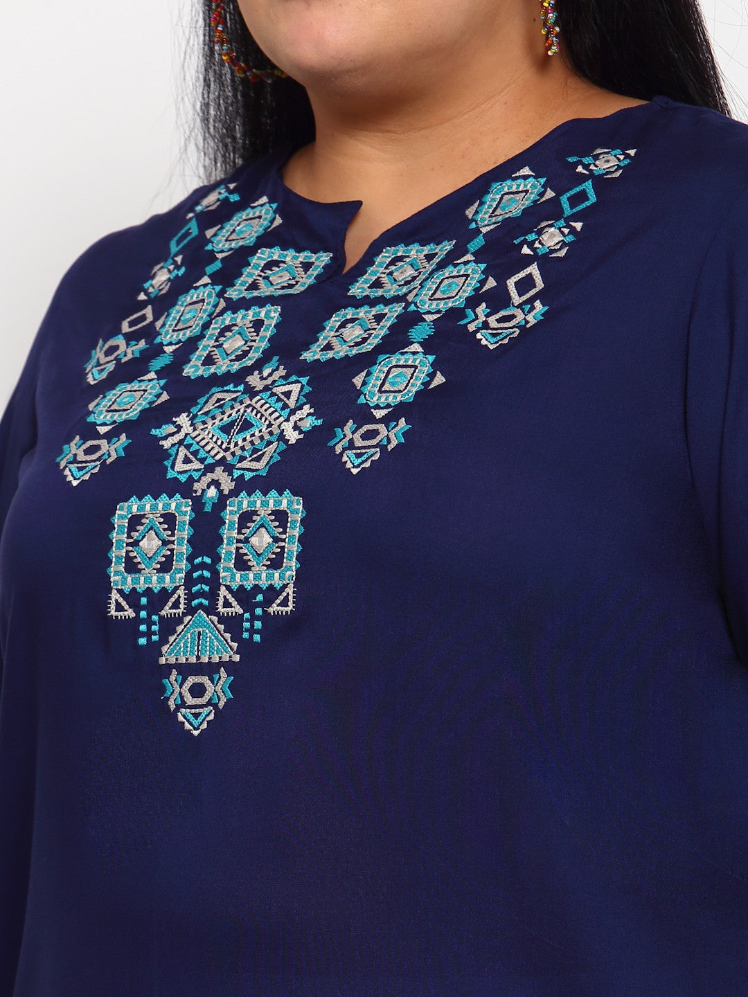 Navy Blue Embroidered Thread Work Kurta