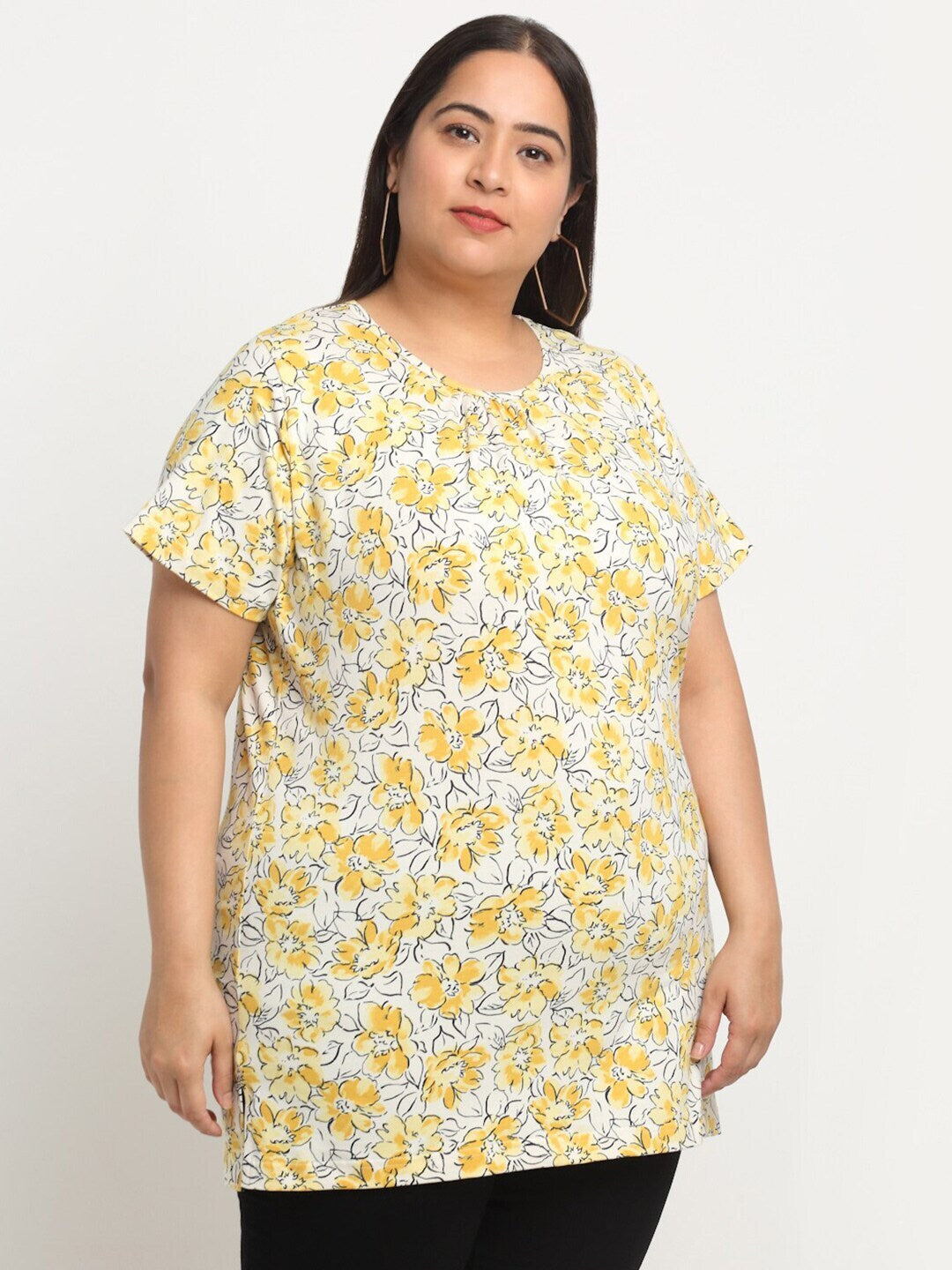 plusS Floral Printed Round Neck Cotton Longline T-shirt