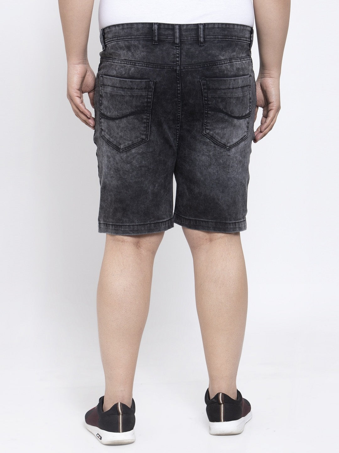 plusS Men Black Washed Regular Fit Denim Shorts