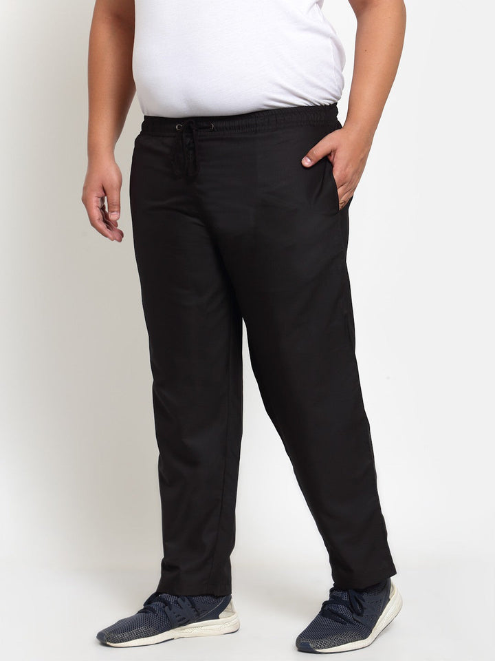 plusS Men Black Solid Straight Fit Cotton Track Pant