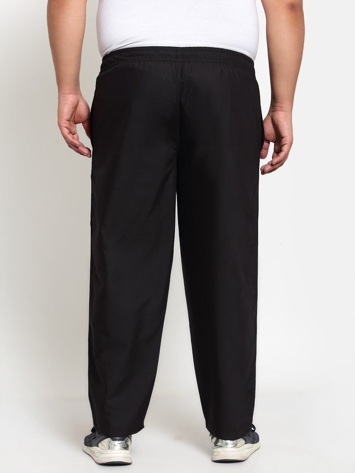 plusS Men Black Solid Straight Fit Cotton Track Pant