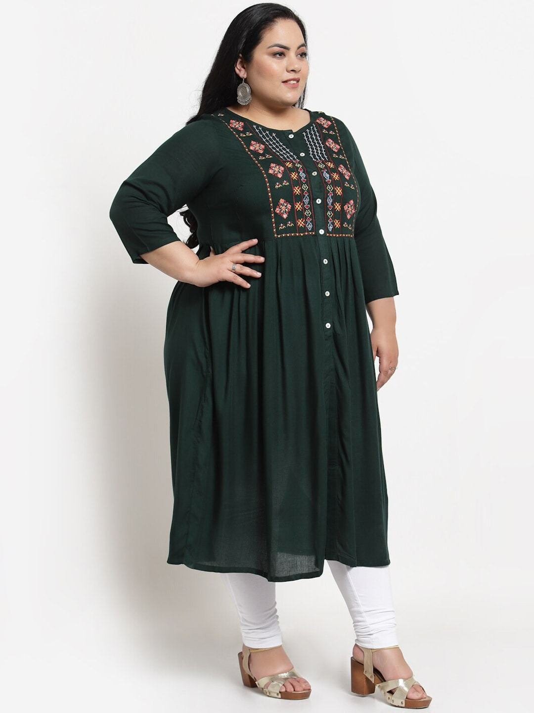 plusS Women Green Flared Sleeves Thread Work Kurta