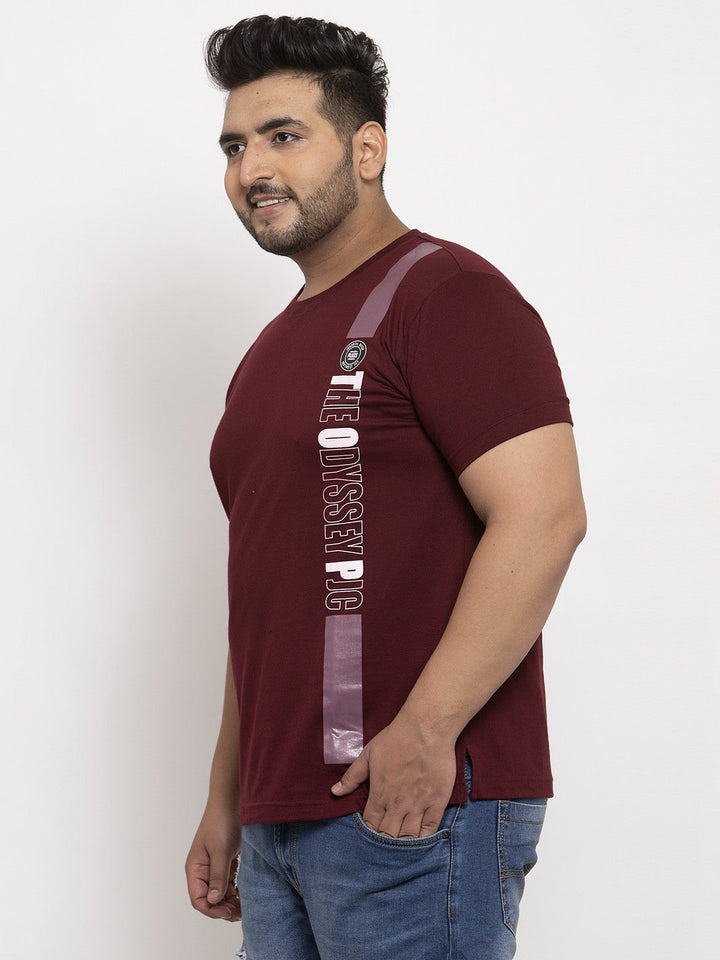 plusS Men Burgundy Printed Round Neck Pure Cotton T-shirt