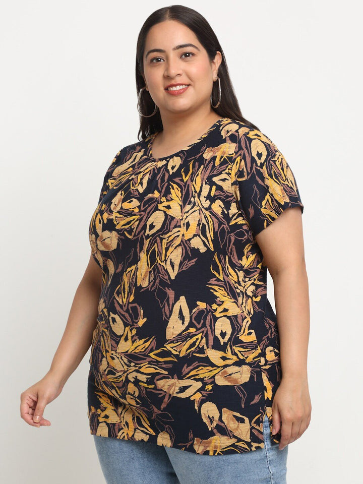 plusS Plus Size Abstract Printed Casual Cotton T-shirt