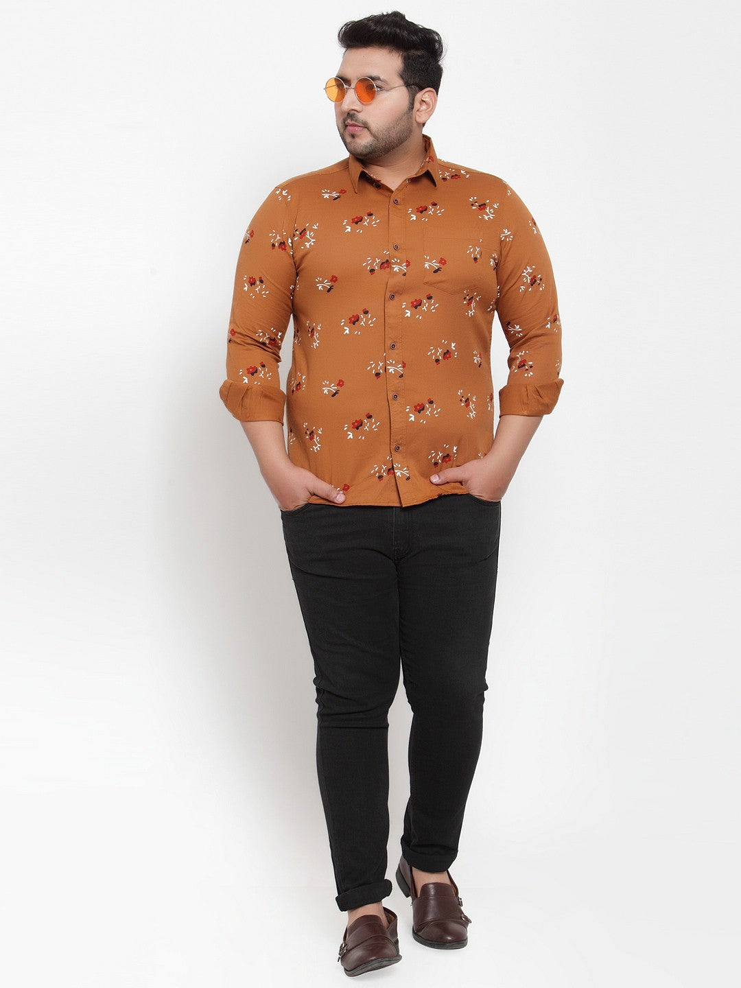 plusS Men Brown  Off-White Regular Fit Printed Casual Shirt