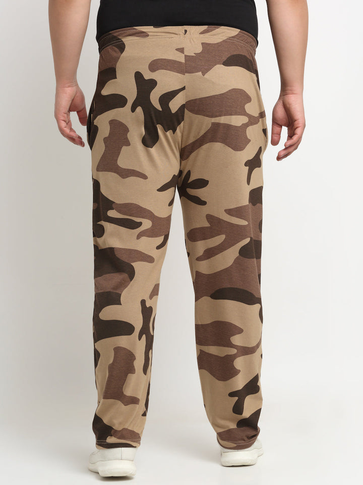 plusS Men Plus Size Camouflage Printed Straight Cotton Track Pants