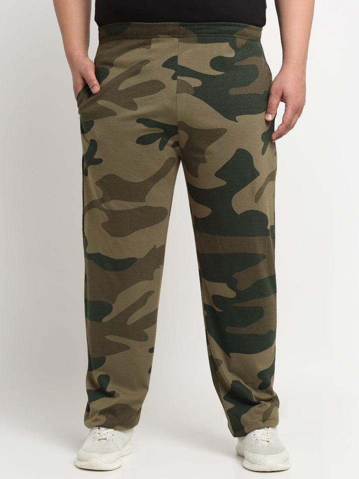 plusS Men Plus Size Camouflage Printed Straight-Fit Cotton Track Pant