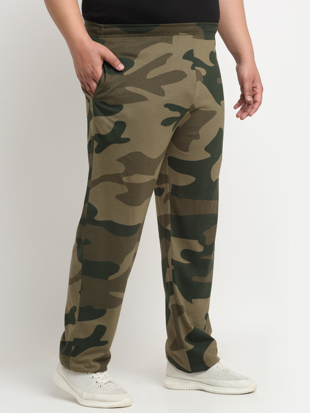 plusS Men Plus Size Camouflage Printed Straight-Fit Cotton Track Pant