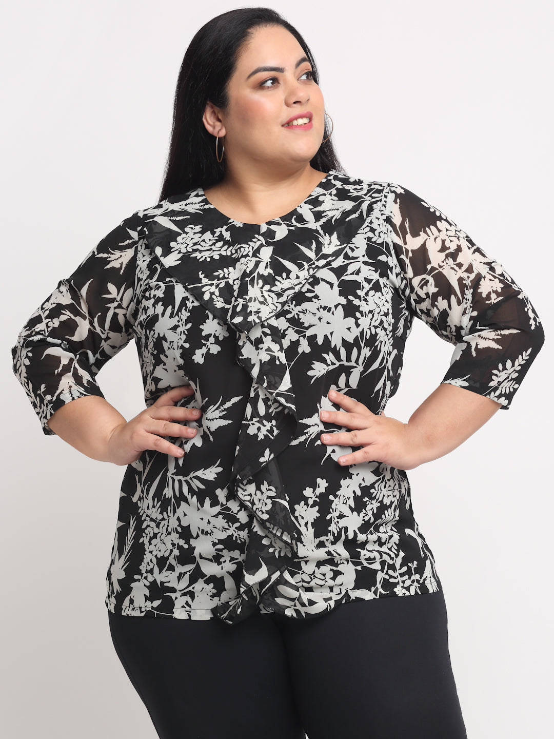 plusS Plus Size Black Floral Print Top