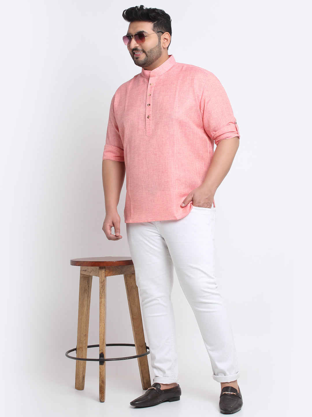 Men Solid Mandarin Collar Cotton Kurta